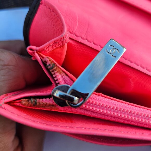 CHANEL Cambon Line CC Black Calfskin Leather Quilted Long Wallet - Picture 7 of 12